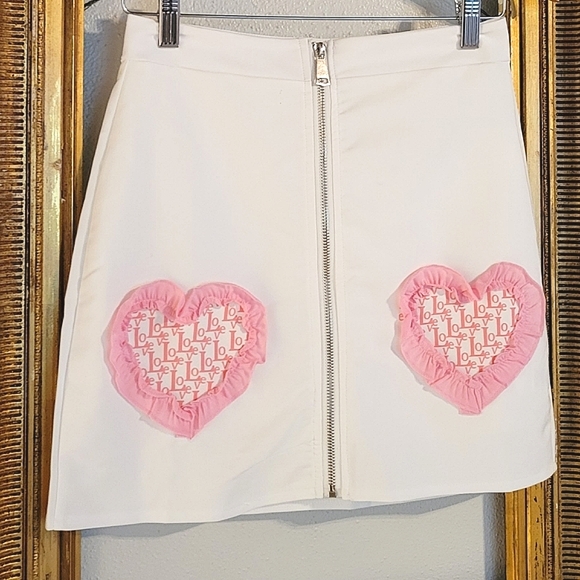 Dresses & Skirts - Cute RETRO style Mini skirt